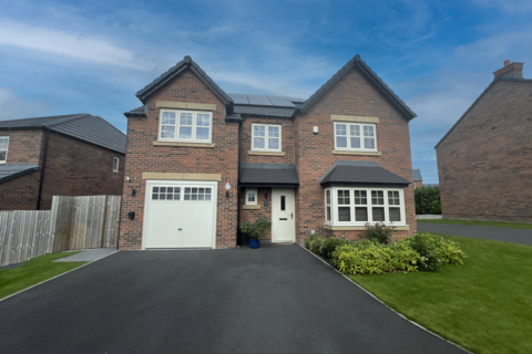 4 bedroom detached house for sale, Willbrook Close, Grimsargh PR2