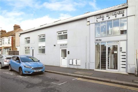 2 bedroom apartment for sale, Lea Bridge Road, Leyton, London