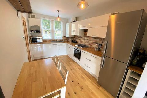 3 bedroom house to rent, Trafalgar Place, West Didsbury, Manchester