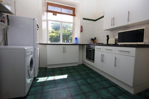 2 bedroom flat to rent, 0090L Trinity Crescent, Edinburgh, EH5 3EE