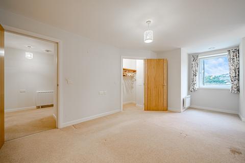 2 bedroom retirement property for sale, The Fairways , 823 Clarkston Road , Netherlee, East Renfrewshire, G44 3UZ