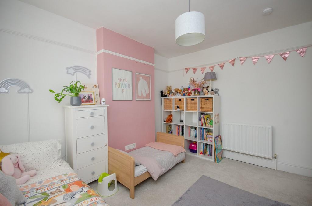 Bedroom 2 pic 2.jpg