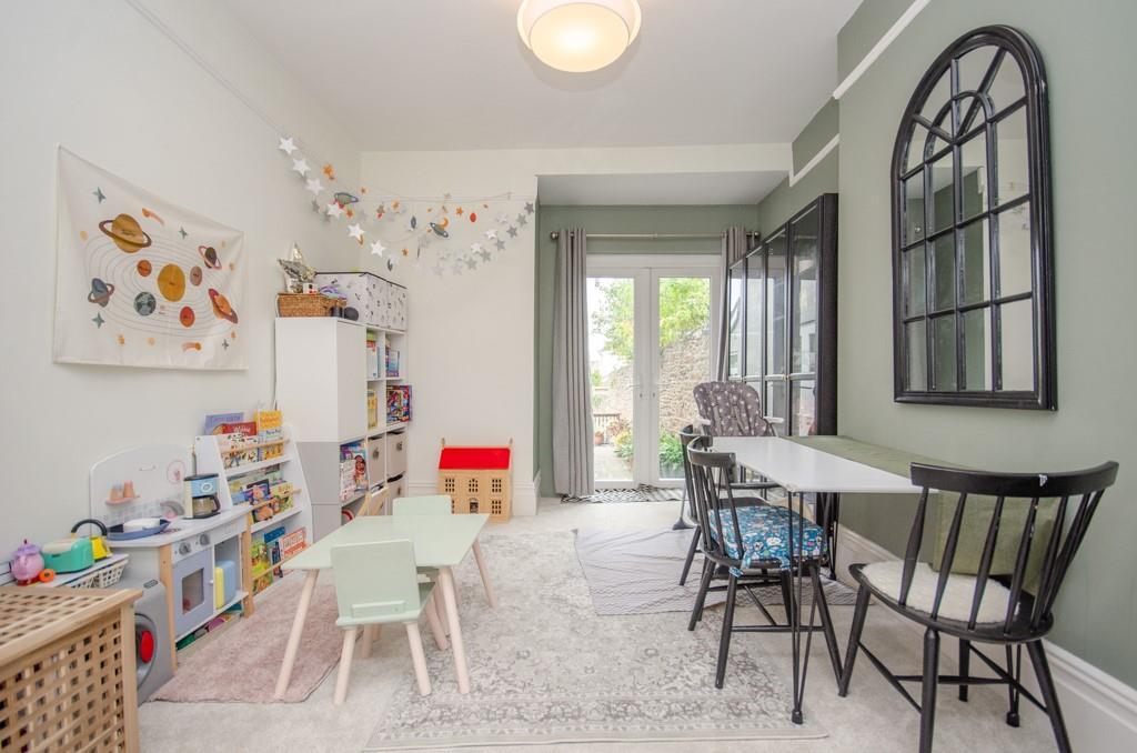 Dining room.jpg