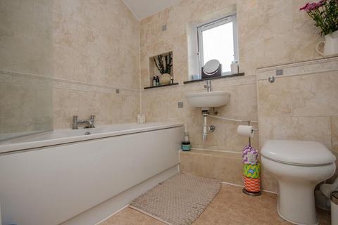 172 Downend Road, Downend, Bristol, BS16 5EB