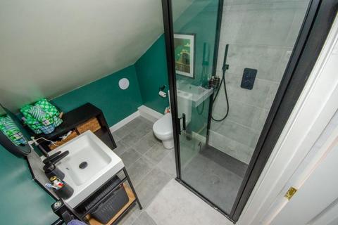172 Downend Road, Downend, Bristol, BS16 5EB