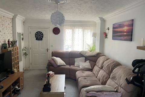 3 bedroom house to rent, Colwyn Avenue, Peterborough PE1