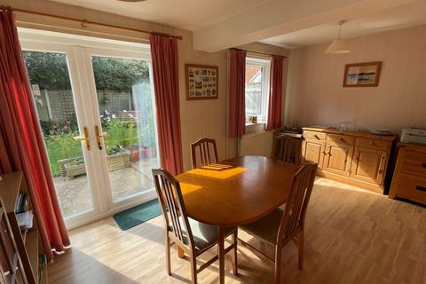 9 Alen Square, Staplehurst, Tonbridge, TN12 0SB