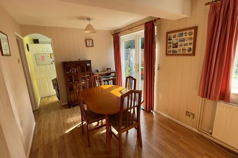 9 Alen Square, Staplehurst, Tonbridge, TN12 0SB