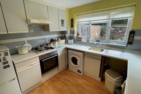 9 Alen Square, Staplehurst, Tonbridge, TN12 0SB
