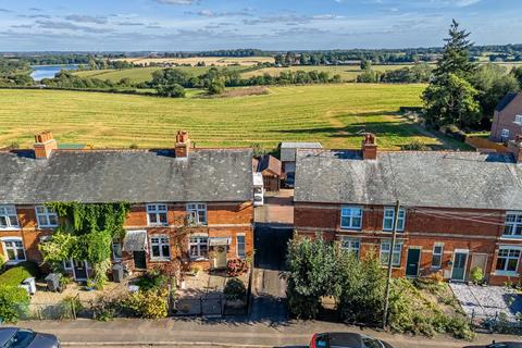 2 bedroom end of terrace house for sale, Harrington Road, Loddington NN14