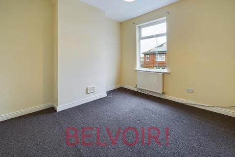 2 bedroom terraced house to rent, Wallis Street, Fenton, Stoke-on-Trent, ST4