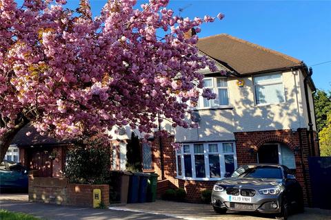 3 bedroom semi-detached house to rent, Somerset Avenue, Luton, Bedfordshire, LU2