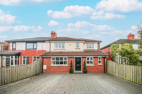 3 bedroom semi-detached house for sale, Guildford Road, Southport PR8