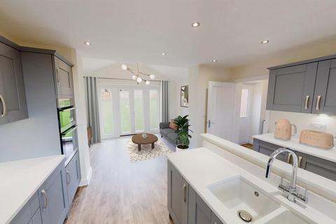 5 bedroom detached house for sale, Karen Gardens, Beeston