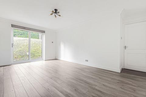 Flat 3, French Apartments Lansdowne Road, Purley, CR8 2PH
