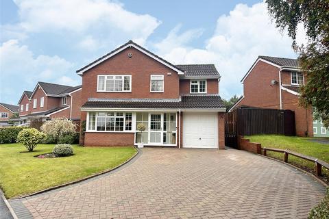 4 bedroom detached house for sale, 14 Butts Road, Shawbirch, Telford, TF5 0NH