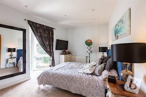 2 bedroom apartment for sale, Cave Road, London, E13