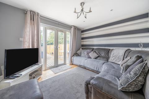 3 bedroom end of terrace house for sale, Elmhurst Road, Langley, SL3