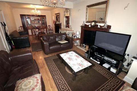 8 bedroom detached house for sale, Ridge Close, Hendon