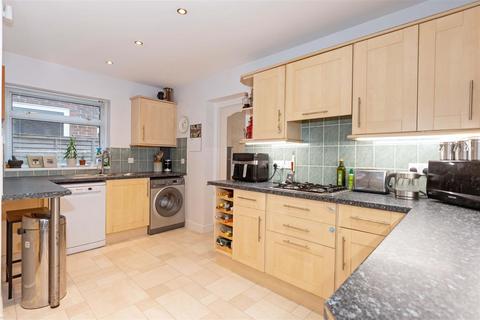 3 bedroom detached house for sale, Rogate Road, Worthing