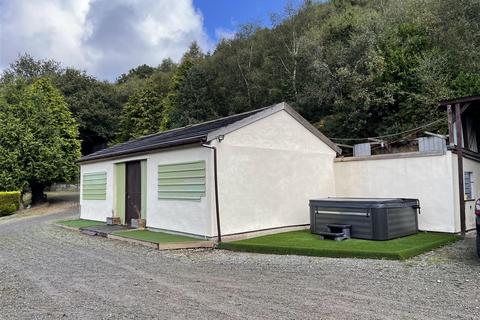 3 bedroom detached house for sale, Iolyn Park, Conwy