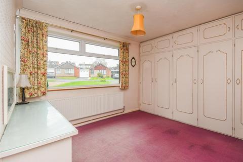 2 bedroom detached bungalow for sale, 5 The Pines, Finchfield, Wolverhampton