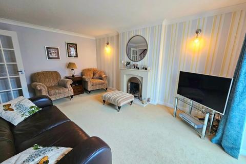 2 Downham View, Dursley, GL11 5GB