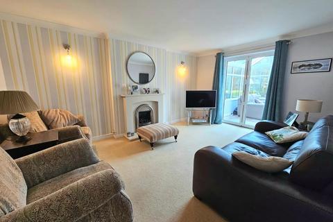 2 Downham View, Dursley, GL11 5GB