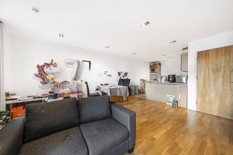 2 bedroom flat for sale, Canary Wharf E14, Docklands, London, E14