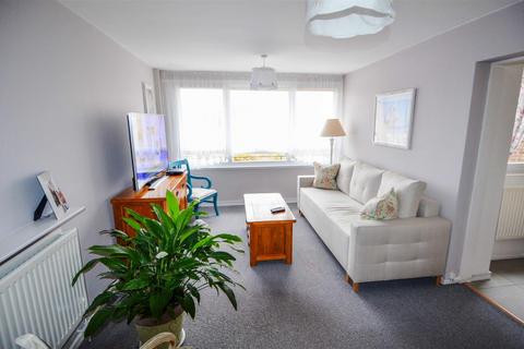 1 bedroom apartment to rent, Brentford Dock