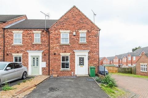 3 bedroom townhouse for sale, Chester Court, Pontefract WF9