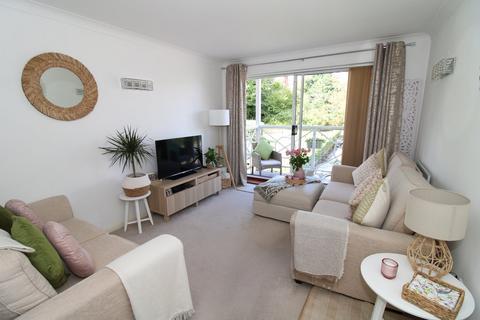 2 bedroom flat for sale, Westmoreland Road, Bromley, BR2