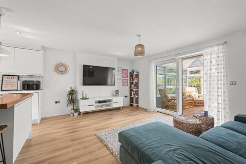 34 Badger Hill, Brighouse, HD6 3QX