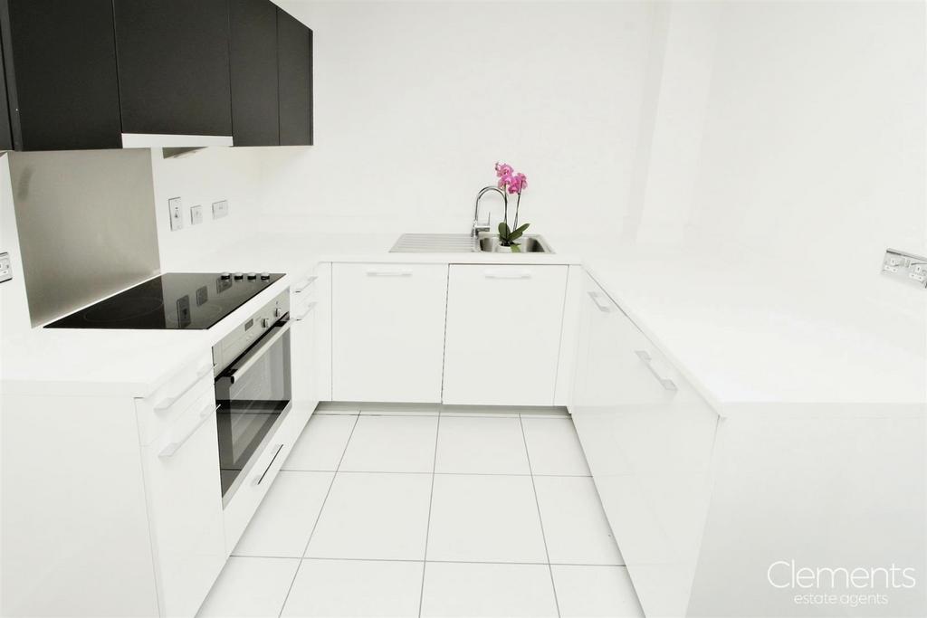 585701bd-KITCHEN 201.JPG