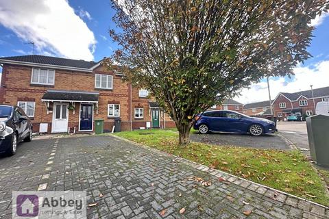 2 bedroom townhouse to rent, Adelaide Close, Leicester