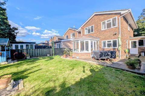 3 bedroom detached house for sale, Military Road, Gosport, Hampshire, PO12