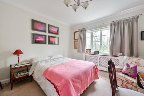 42 Roehampton Close, London, SW15 5LU
