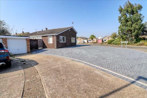 3 bedroom bungalow for sale, Frinton CO14