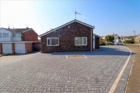 3 bedroom bungalow for sale, Frinton CO14