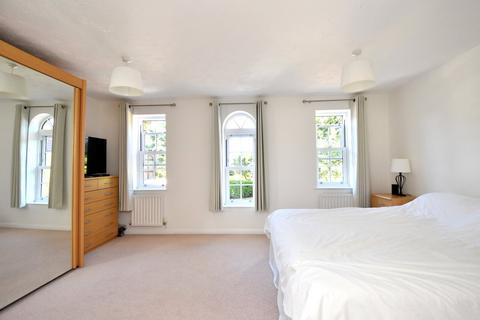 1 Eastern Close, Rushmere St Andrew, Ipswich, IP4 5BY