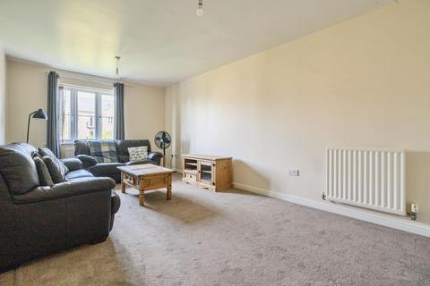 2 bedroom flat for sale, Aylesbury,  Buckinghamshire,  HP21