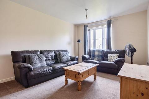 2 bedroom flat for sale, Aylesbury,  Buckinghamshire,  HP21