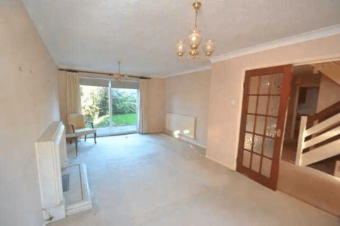 4 bedroom detached house to rent, Primrose Lane, Croydon, CR0