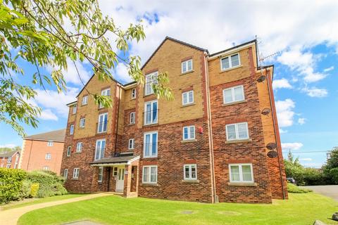 2 bedroom flat for sale, Constable Drive, Ossett WF5