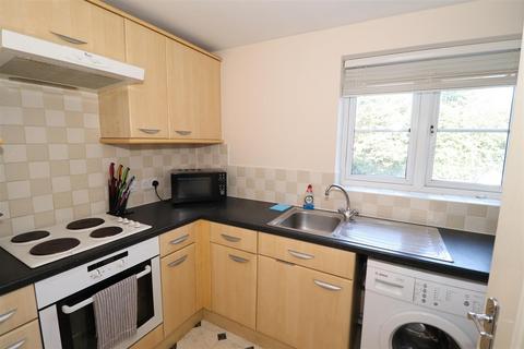 2 bedroom apartment to rent, Siddeley Avenue, Coventry