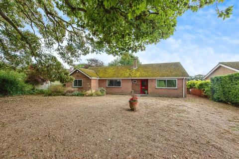 3 bedroom detached bungalow for sale, Shadwell Close, Weeting IP27