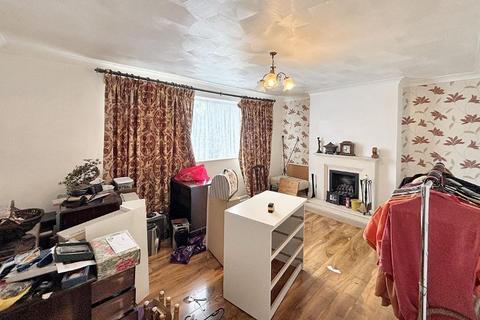 115 Denman Drive, Ashford, TW15 2AP