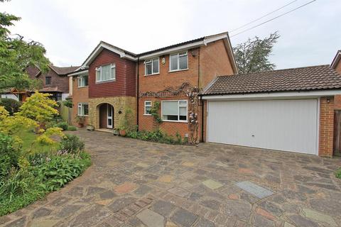 4 bedroom detached house to rent, Epsom