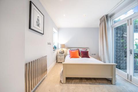 2 bedroom flat for sale, Gloucester Terrace, Bayswater