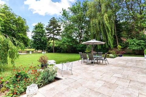 5 bedroom detached house to rent, White Lilies Island, Mill Lane, Windsor, SL4